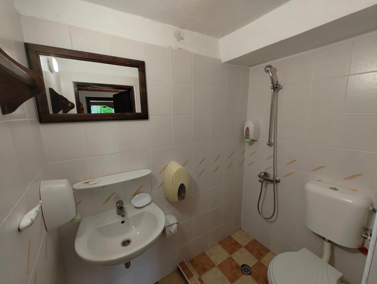 Hotel Хаджидимовата Къща Bozhentsi Exterior foto